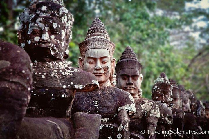 Angkor Wat: Sunrise or Sunset Tours with Tuk Tuk