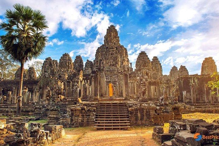 Angkor Wat: Sunrise or Sunset Tours with Tuk Tuk