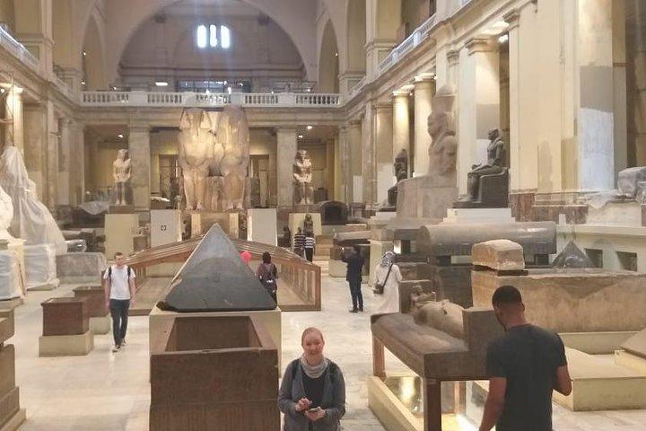 Best Private Tour to the Pyramids,Egyptian Museum & Bazaar& Camel Ride and Lunch