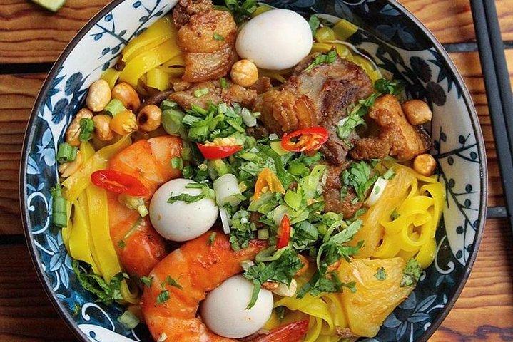Da Nang Street Food Tasting Tour
