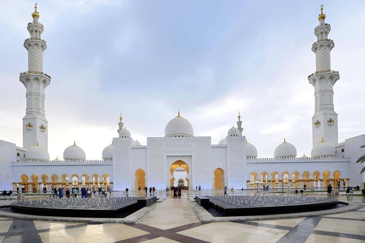 Private Abu Dhabi City Guided Tour