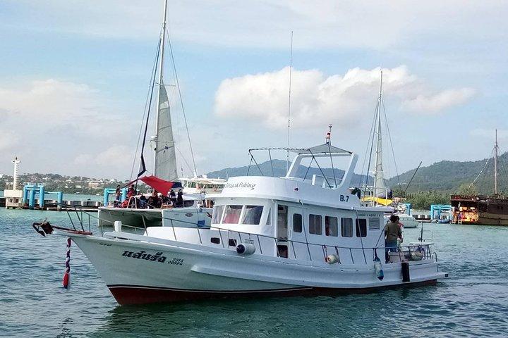 Private Boat Fishing TROLLING & SPINNING From Phuket