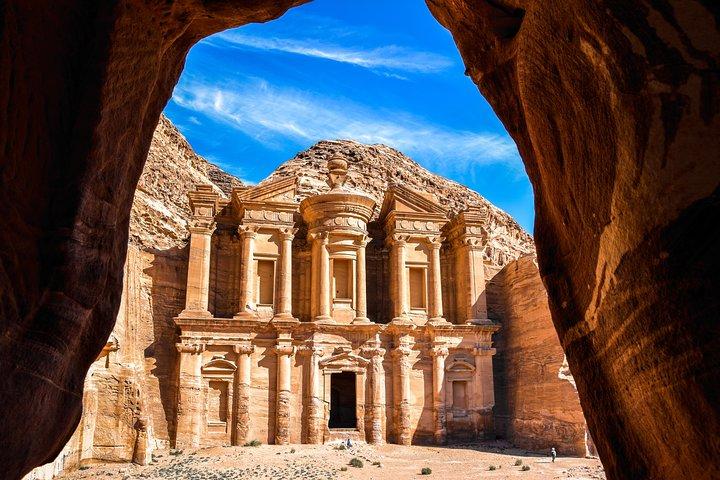 Petra: Private Day Trip Including Little Petra & Guide from Amman