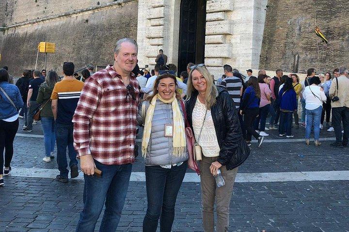 Skip-the-Line: Entrance Tickets for Sistine Chapel & Vatican with Guide