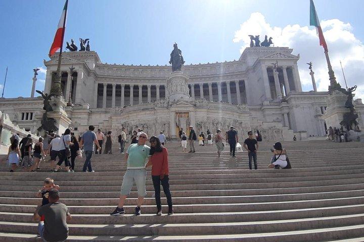 Skip-the-Line: Entrance Tickets for Sistine Chapel & Vatican with Guide