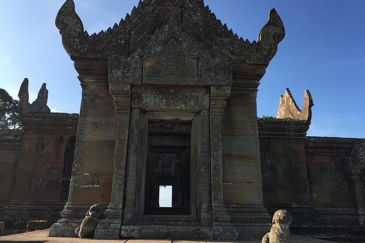 Two Day Trip to Koh Ker and Preah Vihear & Khmer Rough's Sites