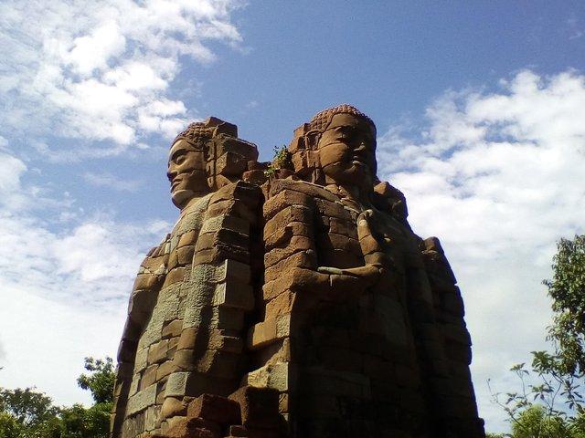 Private Two Day Adventure to Koh Ker & Preah Khan Kompung Svay