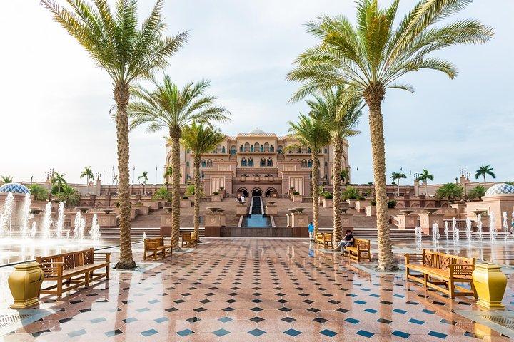 Abu Dhabi City Tour in Full Day Sharing Basis from Dubai