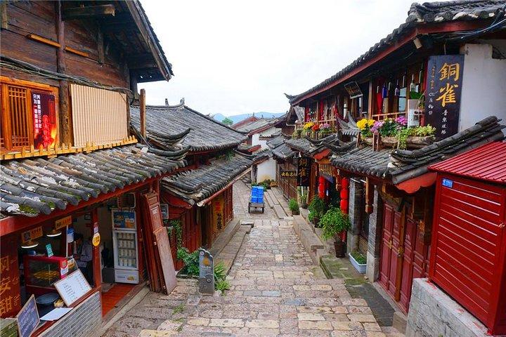 Lijiang and Shangri-La 3 Day Small Group Tour