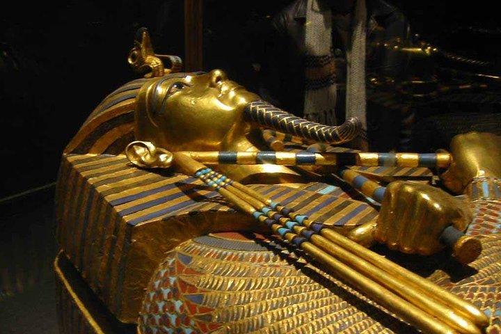Cairo Half-Day Tour to The old Museum of Egyptian Antiquities