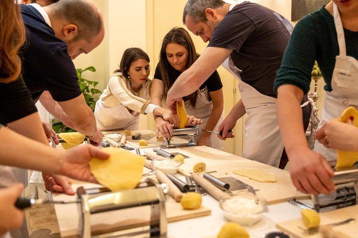 Lecce: Pasta & Tiramisu Class in Authentic Local Home by Cesarine