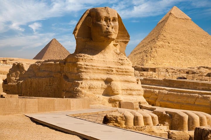 Private Half Day Tours to Giza Pyramids and Sphinx & Camel Ride