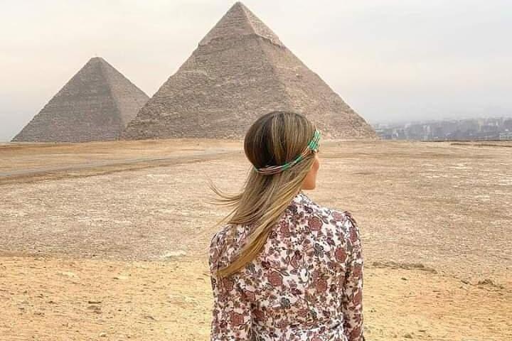 Airport Layover Tour to Pyramids, Sakkara and Memphis