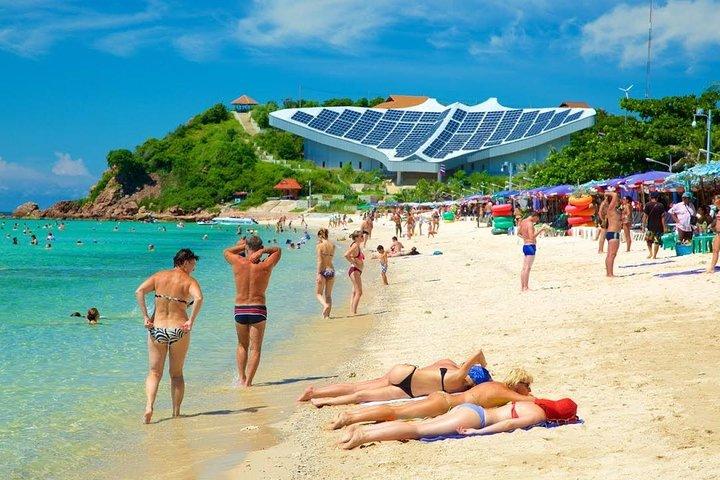 Red Dragon Cruise: Coral Island Fun + Pattaya City Sights
