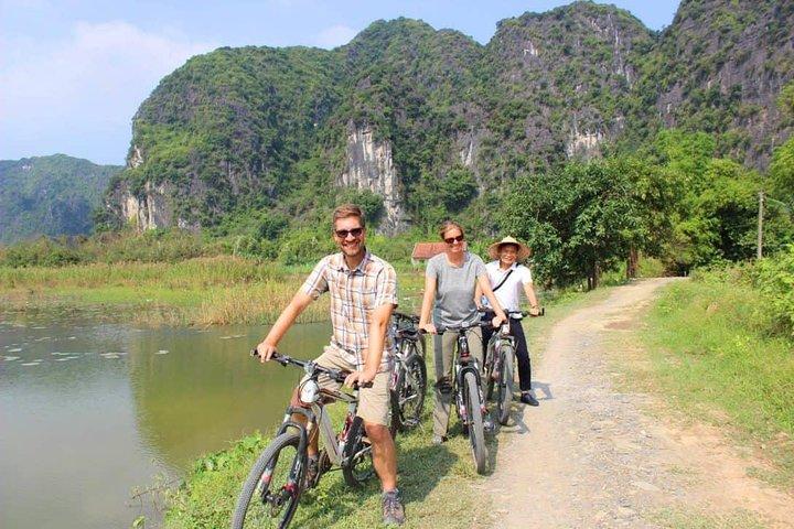 Ninh Binh Trang An Hoa Lu temple, Mua cave - Small & luxury 1Day
