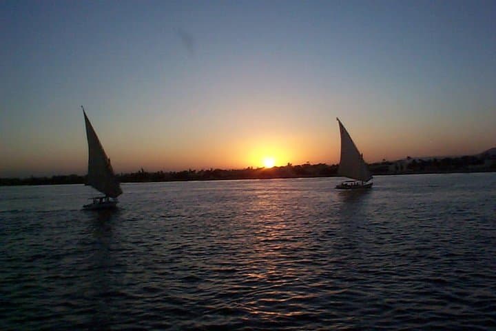 2 Hours Felucca Ride on the Nile River from Luxor Enjoy Sunset