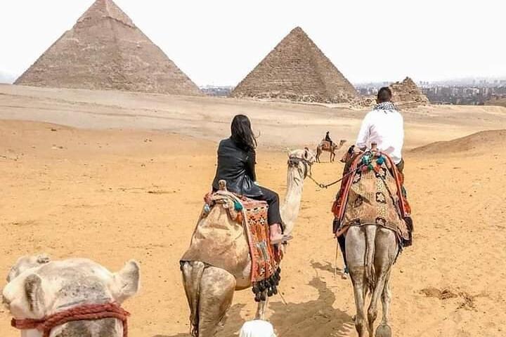 Giza Pyramids, Memphis and Saqqara private tour