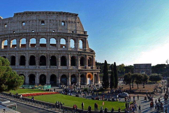 Colosseum tour with arena option