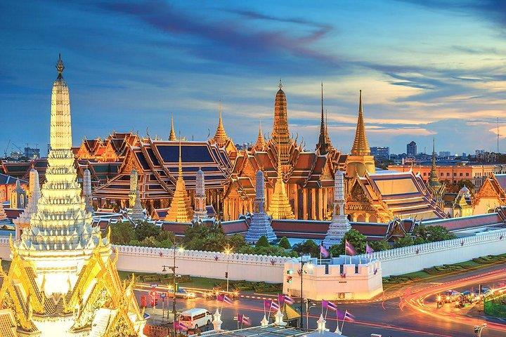 Bangkok After Dark: Private Tuk-Tuk Tour with SHA+ Safety