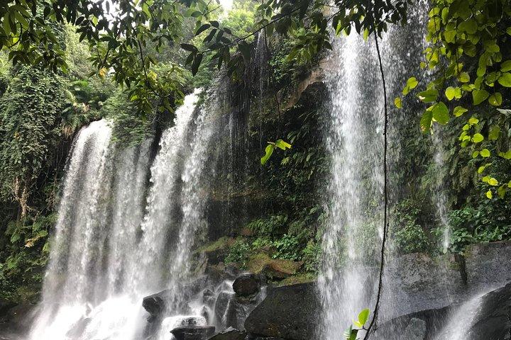 Phnom Kulen Tour: Waterfall, 1000 Lingas & Reclining Buddha