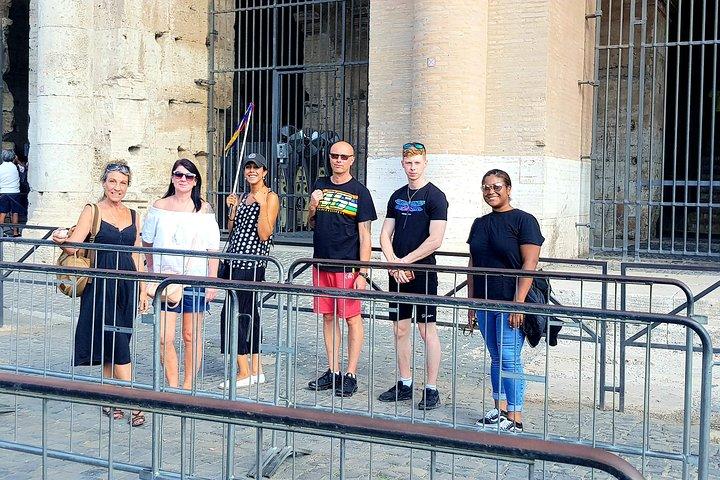 Colosseum guided tour with arena option