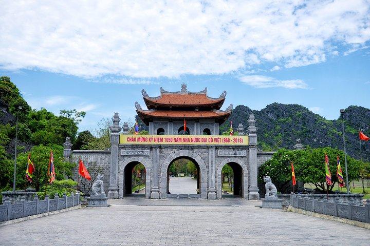 Full-Day Ninh Binh Highlights Tour from Hanoi