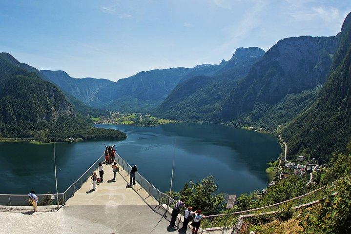 Hallstatt Guided Day Trip from Vienna With Boat Ride Option