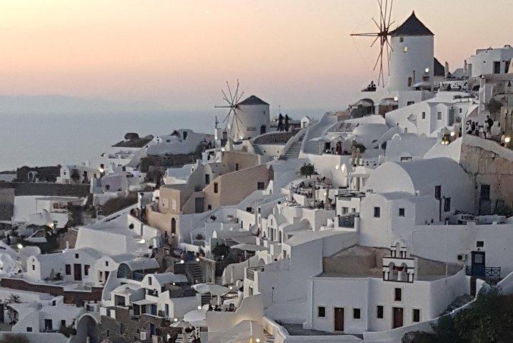 semi private santorini highlights