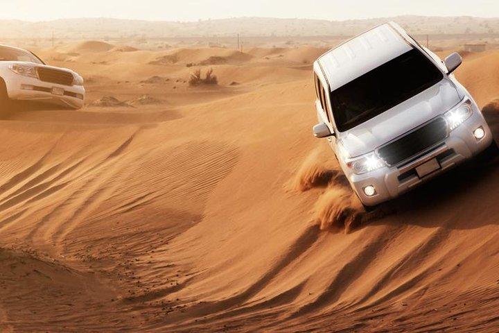 Dubai Desert Safari - Land Cruiser Pickup/Drop off