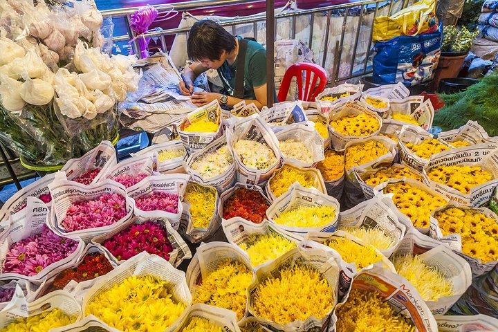 Bangkok Sunset Insta-worthy Landmarks Tour with Dinner
