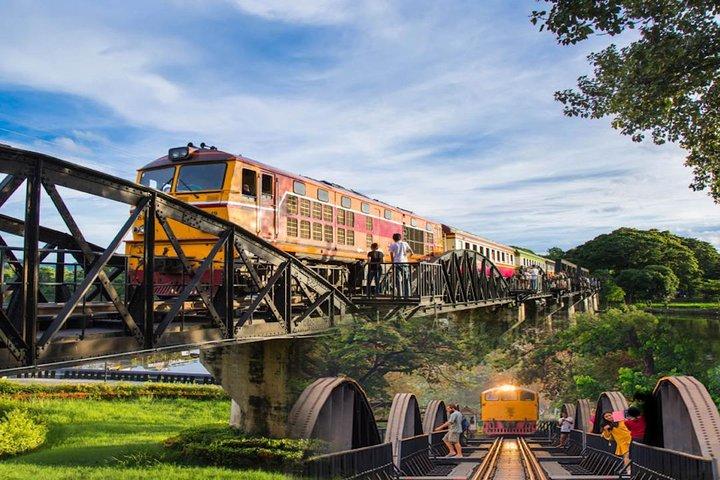 River Kwai Bridge and Floating Market Full-Day Combo