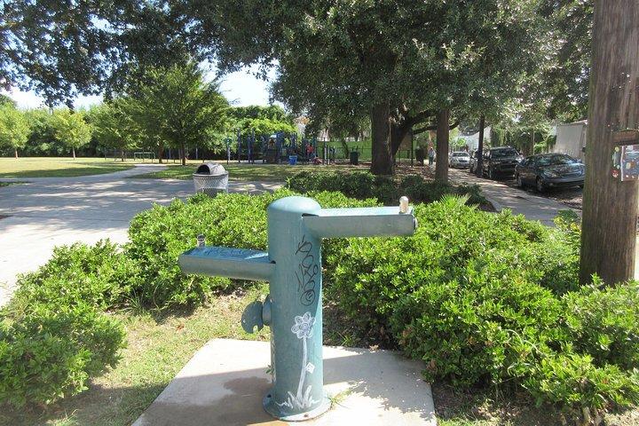 Bywater Stroll: Explore the Evolving Neighbourhood on a self-guided audio tour