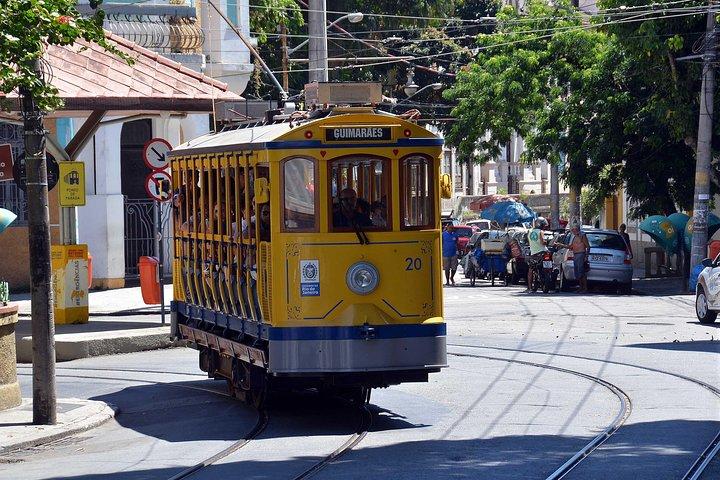 Santa Teresa + Trolley - by Alan Denis