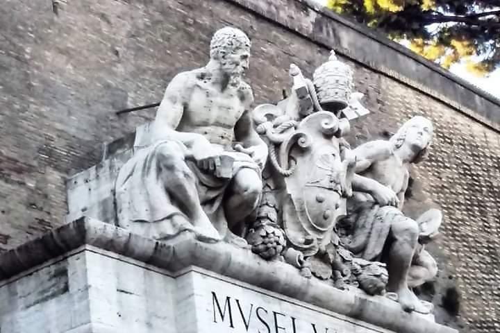 Vatican Museum's & Sistine Chapel Entrance Without Queue