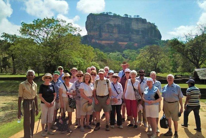 Colombo /Negombo - Sigiriya – Dambulla- Minneriya National Park : 2 Days Trip
