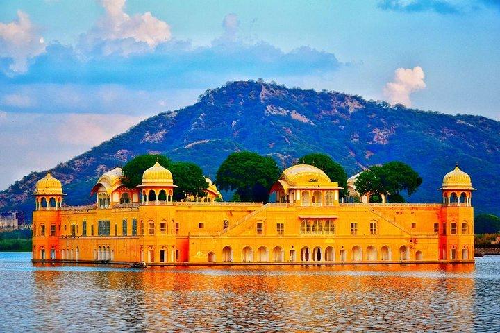 Jaipur Sightseeing Tour (1 Day)