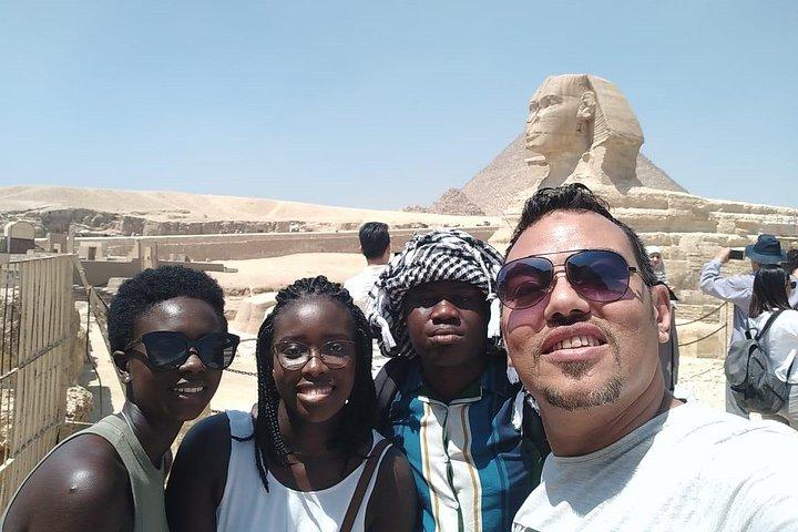 Two-Day Private Guided City Tour of Cairo City and Giza Pyramids