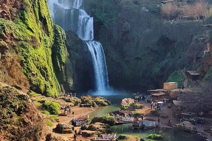 Marrakech: Ouzoud Waterfalls Guided Day Trip with Boat Ride