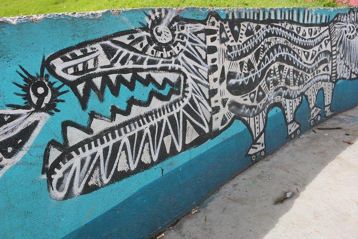 Graffiti Tour in La Candelaria Bogotá with Transportation