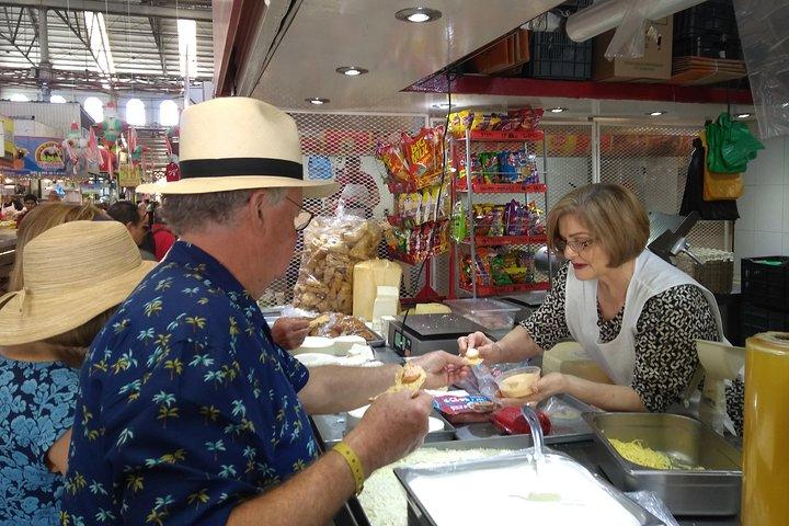 Mercado walking food tour