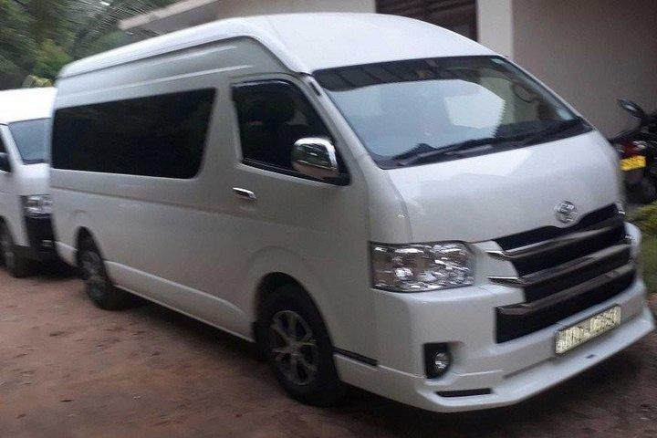 Hikkaduwa to Colombo Airport