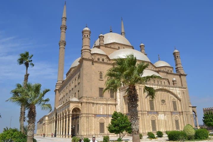 Cairo Day Tour visit Old Egyptian museum, Citadel and Khan Khalil
