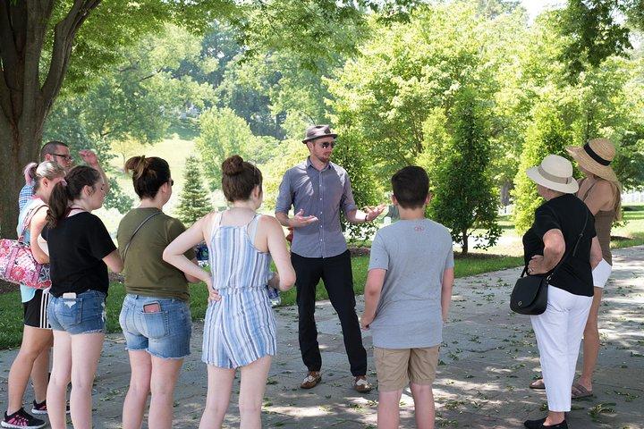 Arlington Cemetery Small-Group Tour & Changing of the Guards
