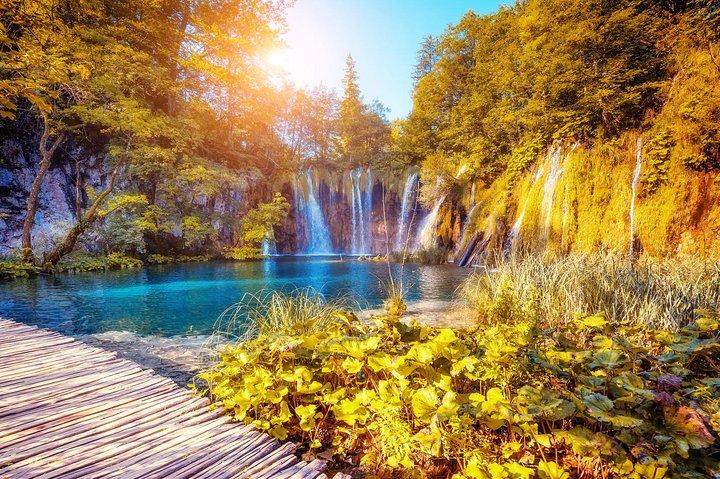 Plitvice Lakes Guided tour with Entrance ticket included