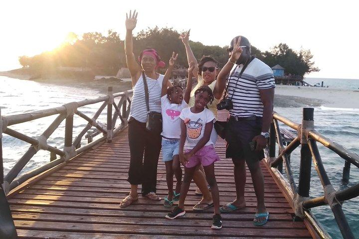 Prison Island and Stone Town Tour with Lunch