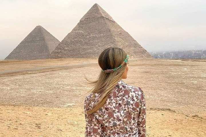 Half day tour to Giza pyramids & the great sphinx with camel ride