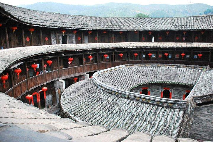 Tour Guide and Car: Private Day Tour to Hongkeng Hakka Tulou from Xiamen