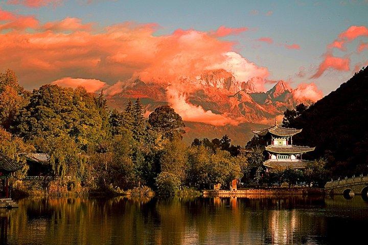1-Day Lijiang Dongba and Naxi Culture Private Tour