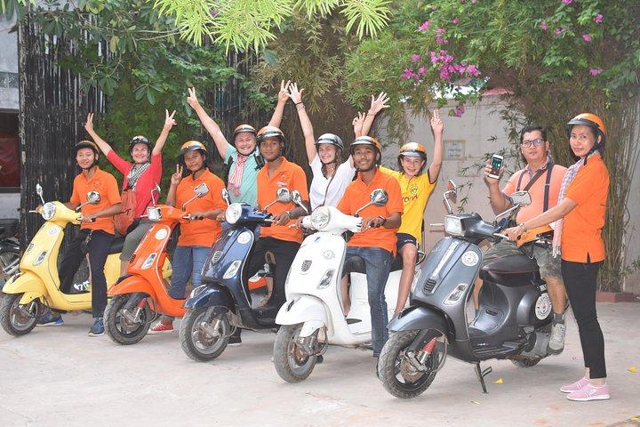 Siem Reap Food Tour by Vespa