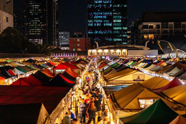 Drinks & Bites in Bangkok Private Tour